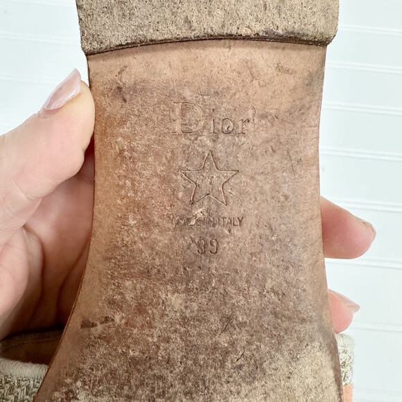 Christian Dior Dway 52K Platinum Gold Embroidered Logo Slide Mule Flat Sandal - Picture 5 of 8